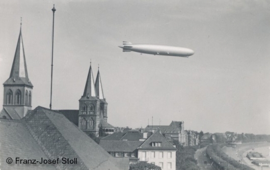 Graf Zeppelin over Köln
